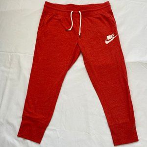 Red Nike Cotton Sweatpants / Joggers ⅞ Length